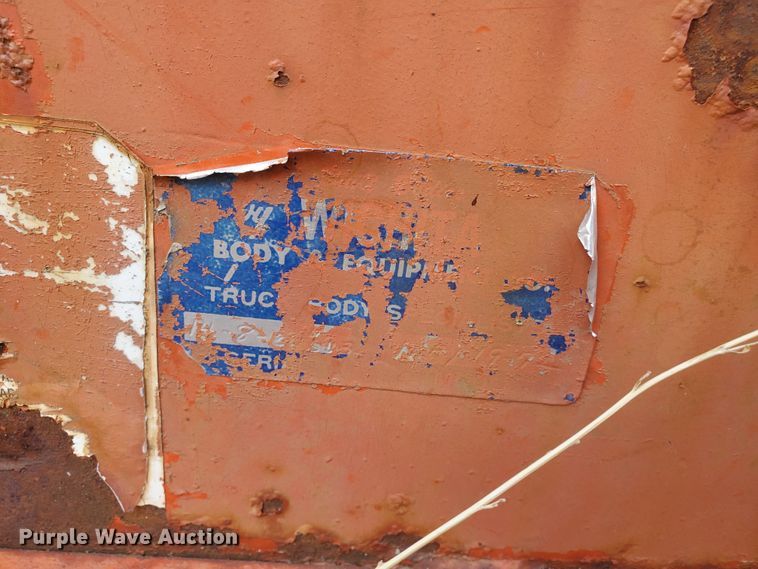 image for item DI4758 (3) truck beds