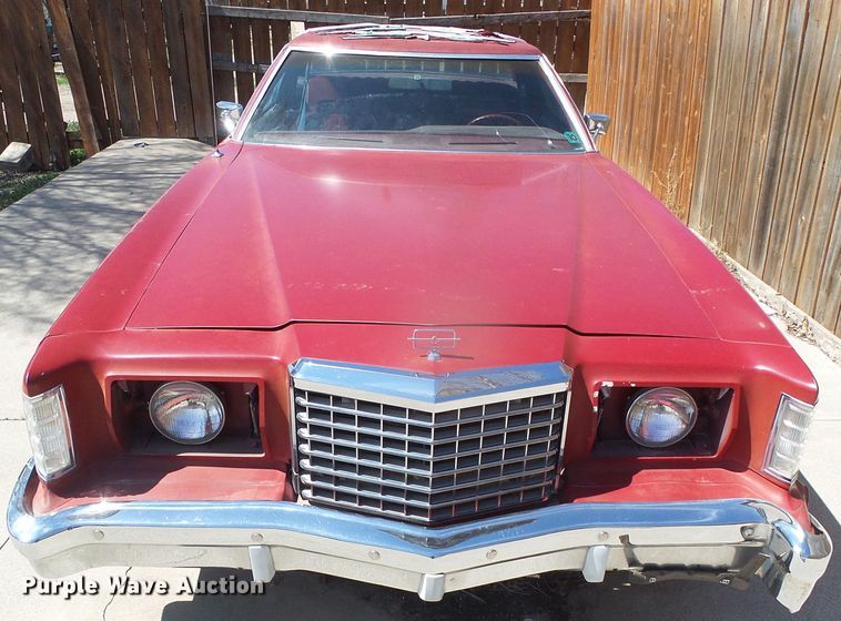 image for item DI5552 1977 Ford Thunderbird