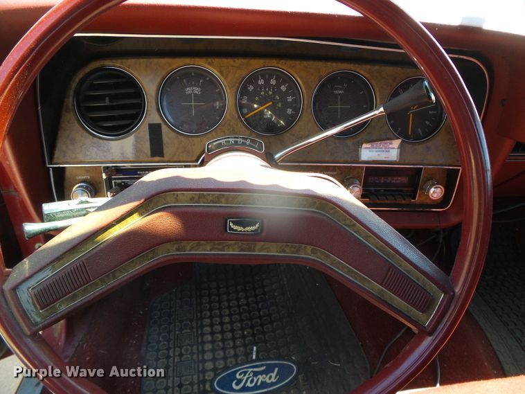 image for item DI5552 1977 Ford Thunderbird