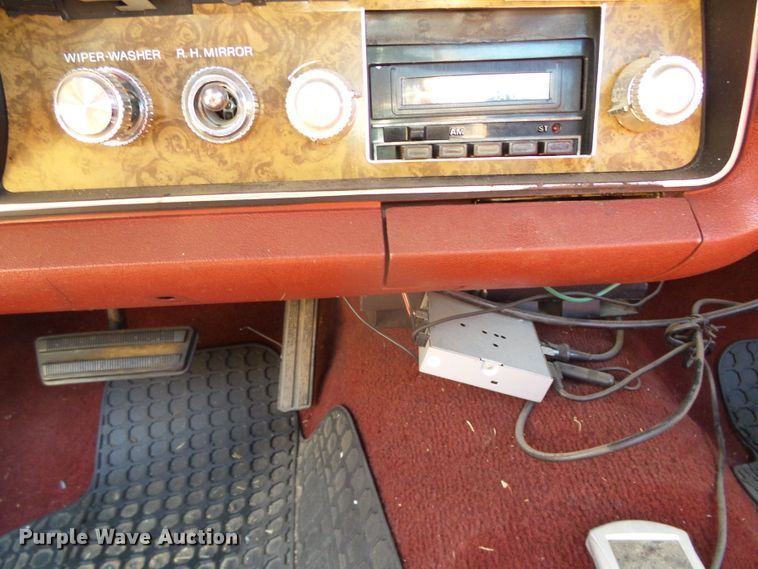 image for item DI5552 1977 Ford Thunderbird