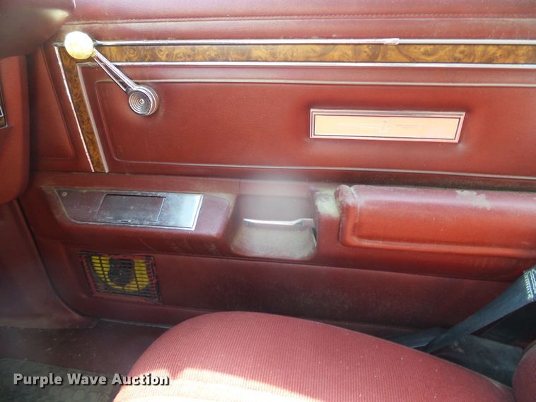 image for item DI5552 1977 Ford Thunderbird