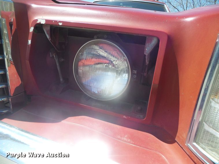 image for item DI5552 1977 Ford Thunderbird