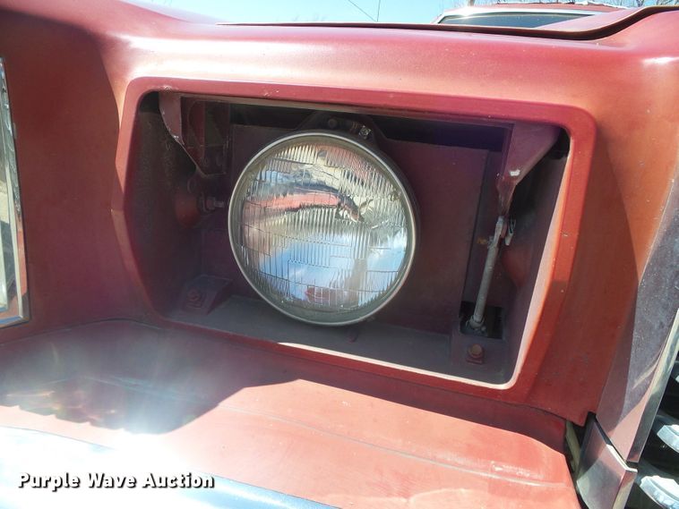 image for item DI5552 1977 Ford Thunderbird