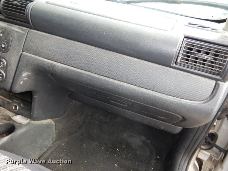 image for item DI6504 2006 Dodge Stratus