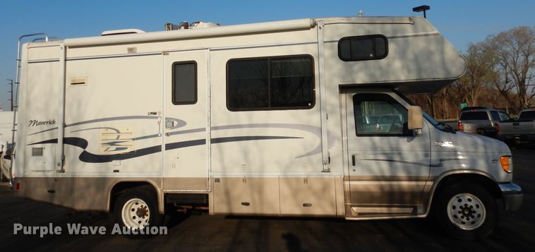 image for item DI6516 2000 Ford E450  RV