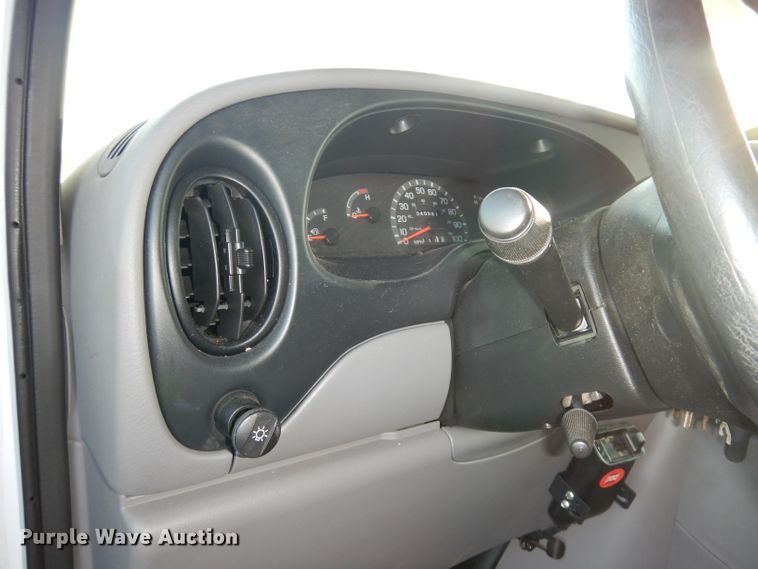 image for item DI6516 2000 Ford E450  RV