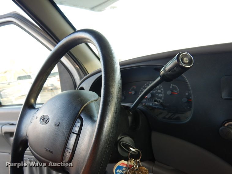 image for item DI6516 2000 Ford E450  RV