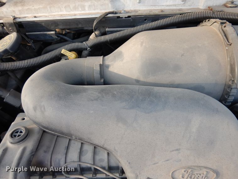 image for item DI6516 2000 Ford E450  RV