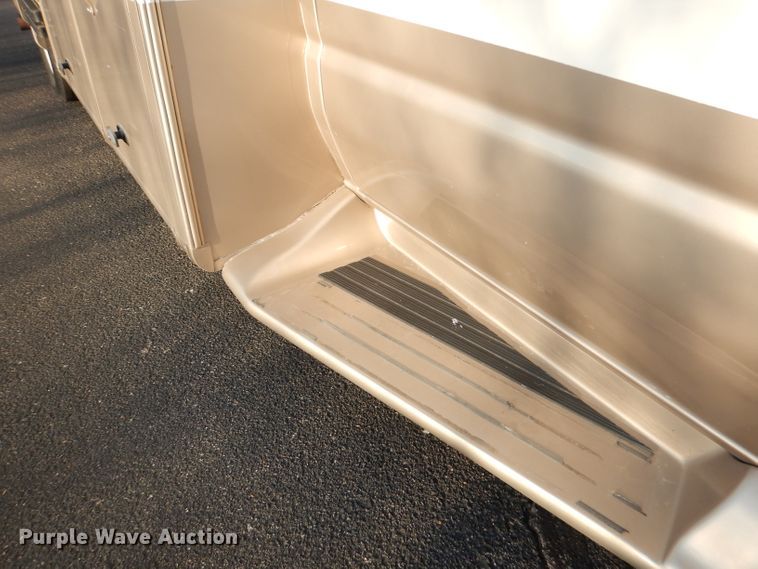 image for item DI6516 2000 Ford E450  RV