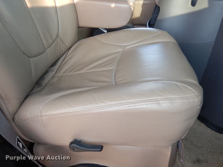 image for item DI6516 2000 Ford E450  RV