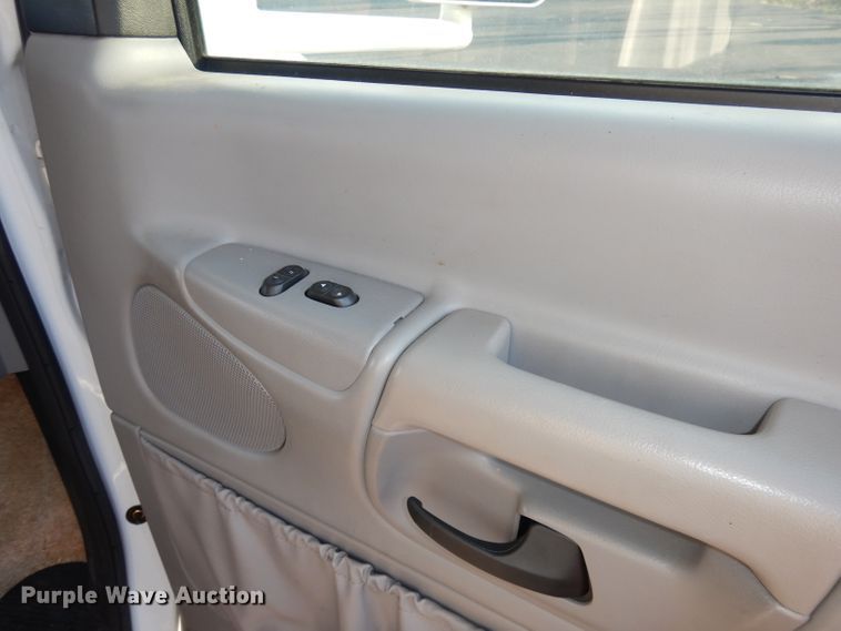 image for item DI6516 2000 Ford E450  RV