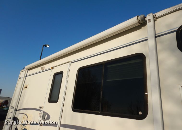 image for item DI6516 2000 Ford E450  RV