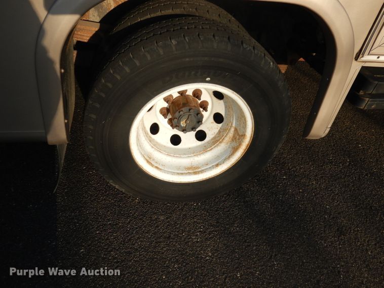 image for item DI6516 2000 Ford E450  RV