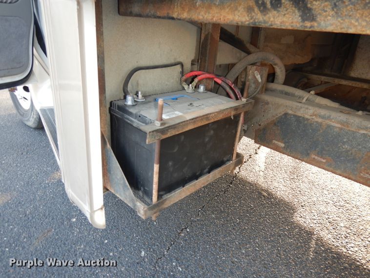 image for item DI6516 2000 Ford E450  RV