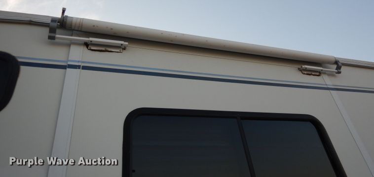 image for item DI6516 2000 Ford E450  RV