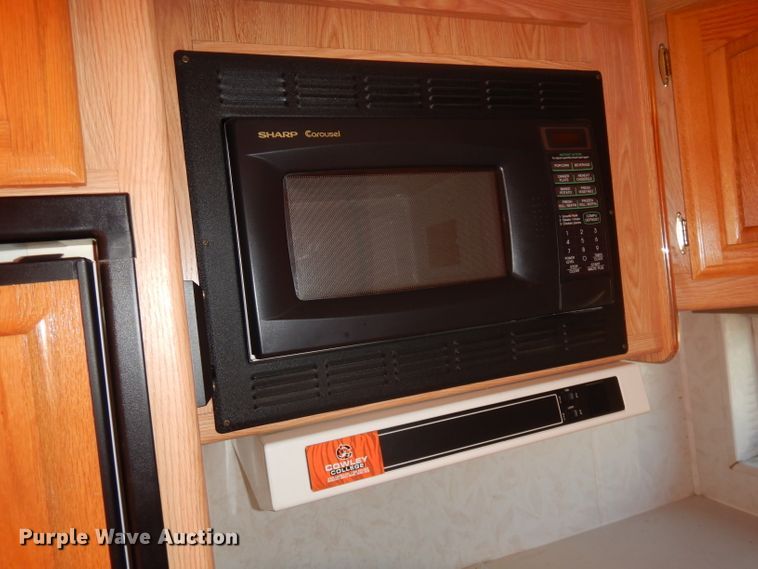 image for item DI6516 2000 Ford E450  RV