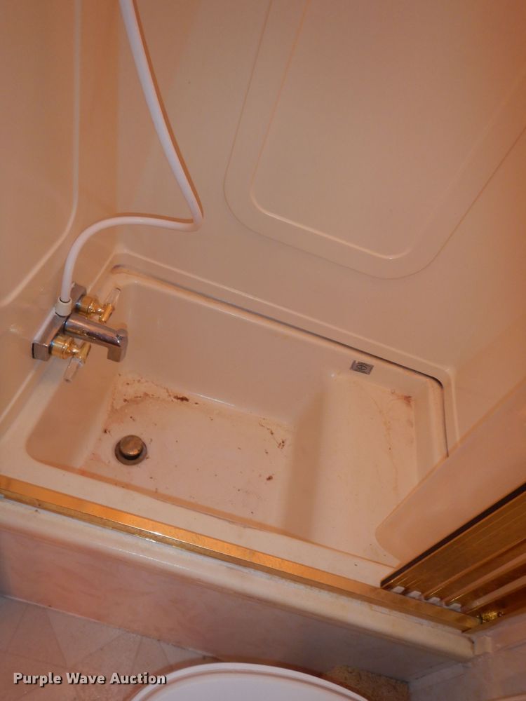 image for item DI6516 2000 Ford E450  RV