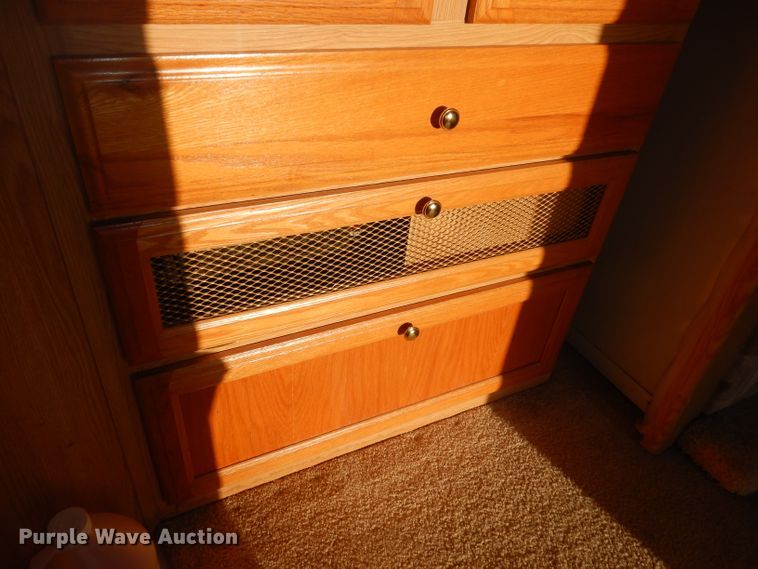 image for item DI6516 2000 Ford E450  RV