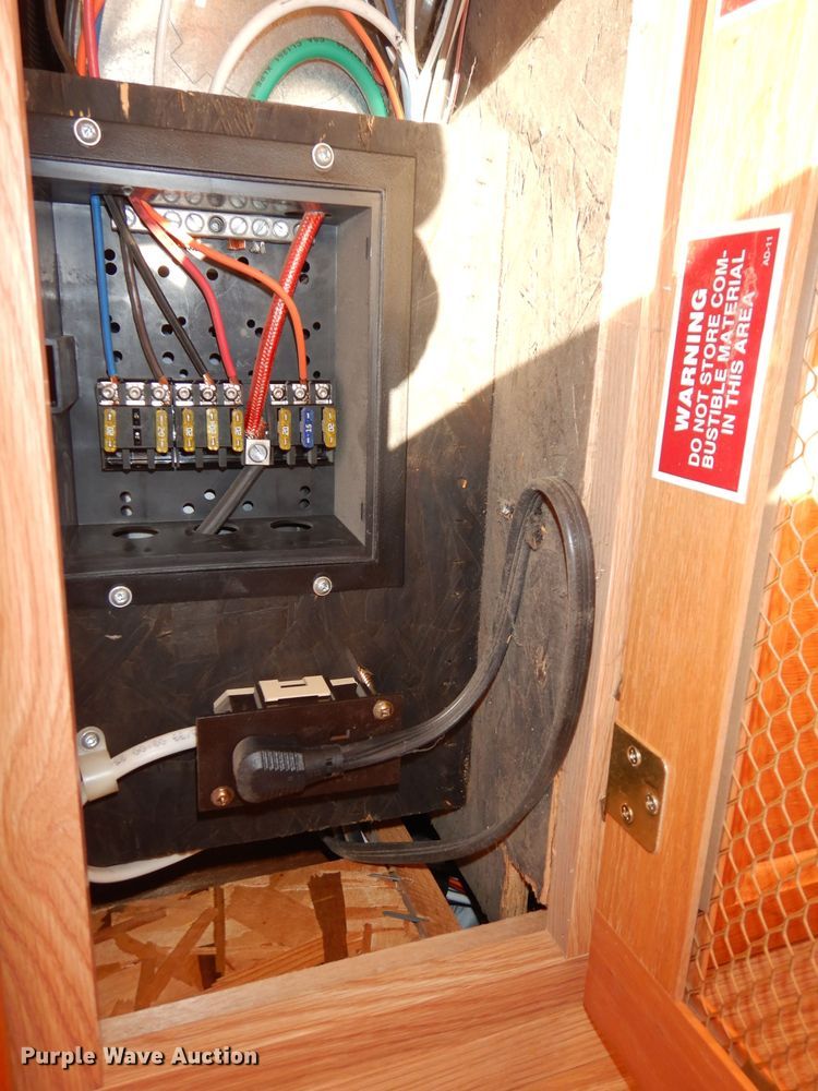 image for item DI6516 2000 Ford E450  RV