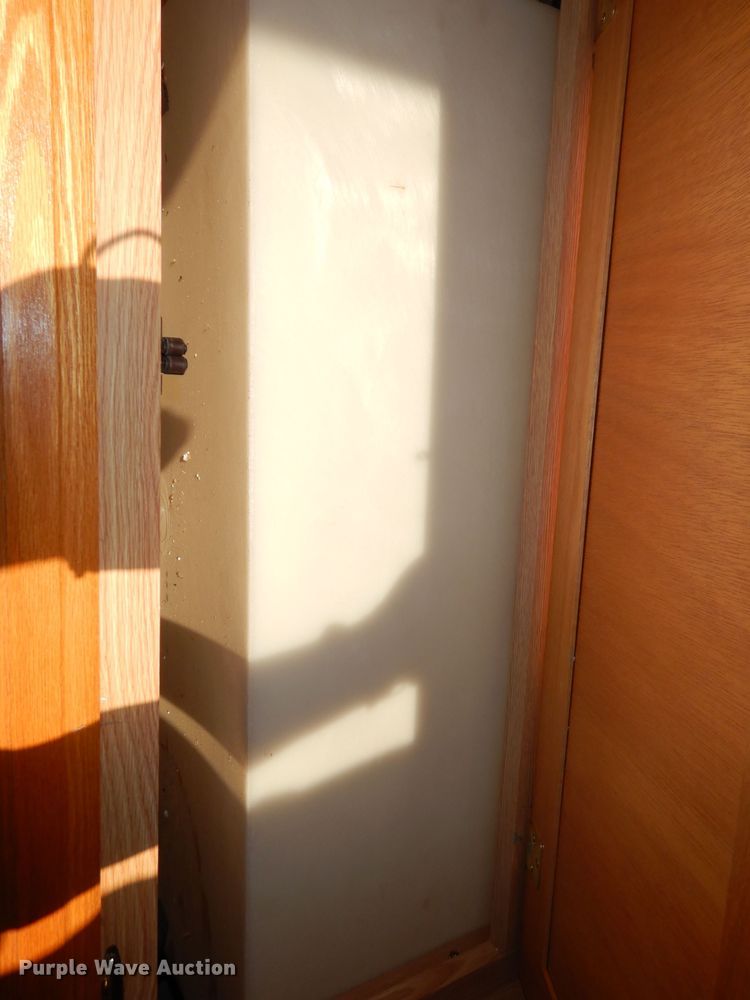 image for item DI6516 2000 Ford E450  RV