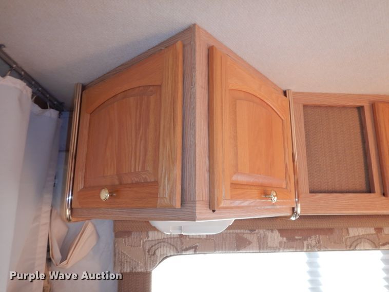 image for item DI6516 2000 Ford E450  RV