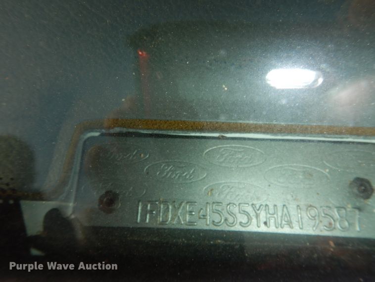 image for item DI6516 2000 Ford E450  RV