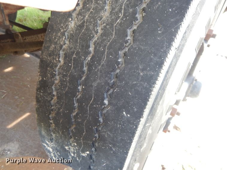 image for item DI8172 1989 Chevrolet C70  truck cab and chassis