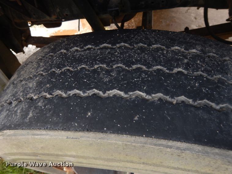 image for item DI8172 1989 Chevrolet C70  truck cab and chassis