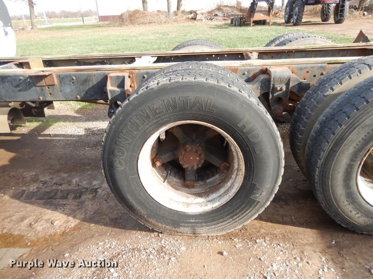 image for item DI8172 1989 Chevrolet C70  truck cab and chassis