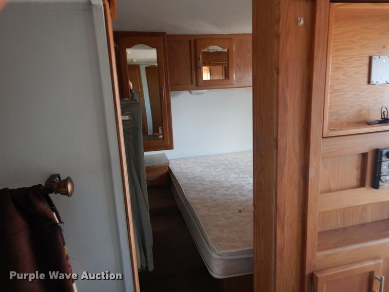 image for item DJ1180 2007 Keystone Sprinter  camper