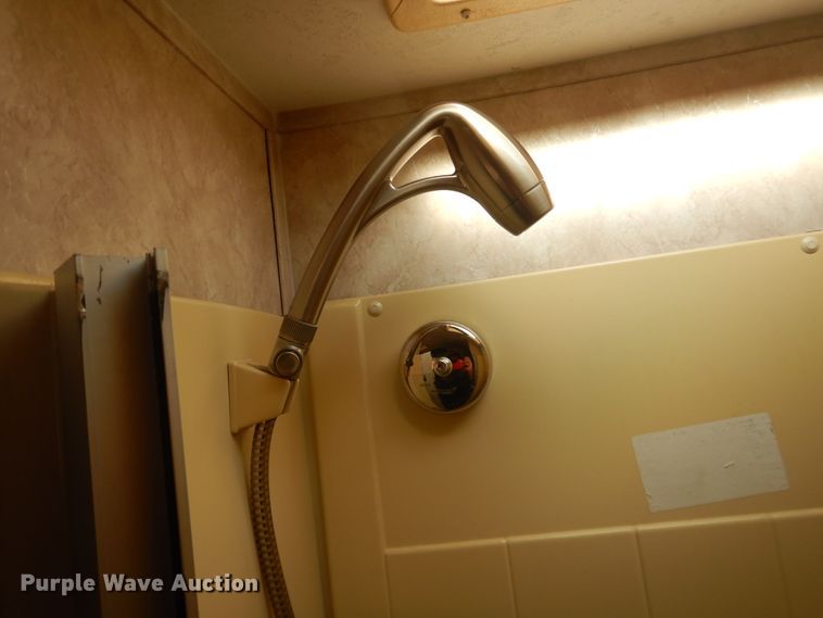 image for item DJ1180 2007 Keystone Sprinter  camper