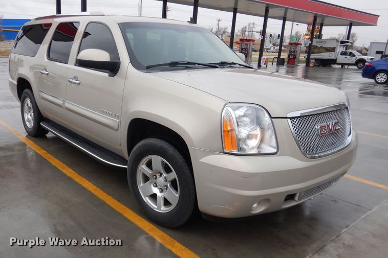 image for item DJ1186 2007 GMC Yukon Denali XL  SUV