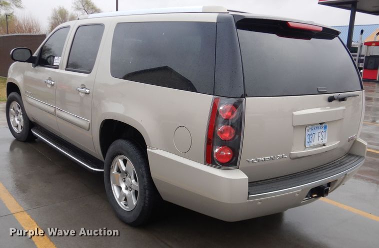 image for item DJ1186 2007 GMC Yukon Denali XL  SUV