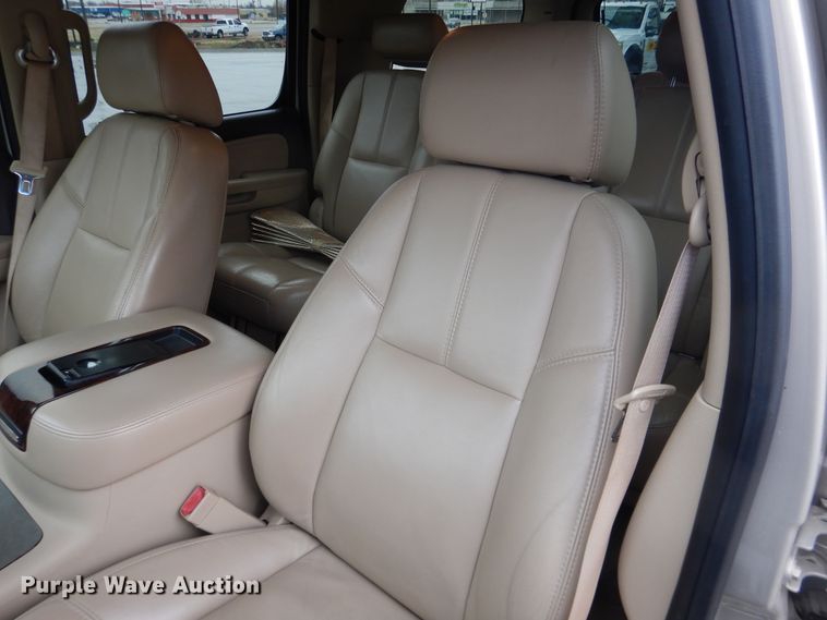 image for item DJ1186 2007 GMC Yukon Denali XL  SUV