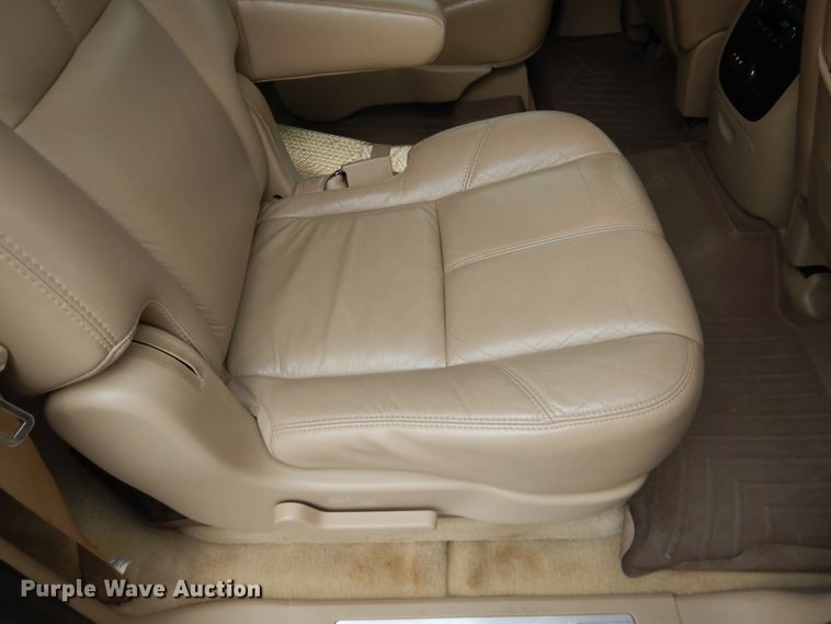 image for item DJ1186 2007 GMC Yukon Denali XL  SUV