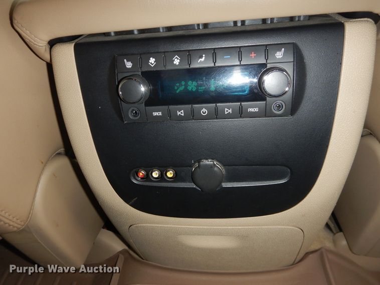 image for item DJ1186 2007 GMC Yukon Denali XL  SUV