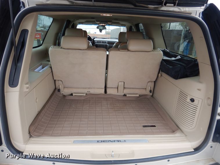 image for item DJ1186 2007 GMC Yukon Denali XL  SUV