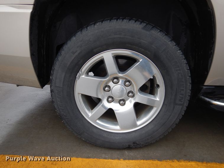 image for item DJ1186 2007 GMC Yukon Denali XL  SUV