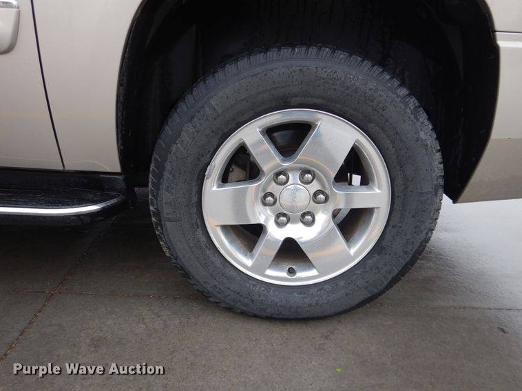 image for item DJ1186 2007 GMC Yukon Denali XL  SUV