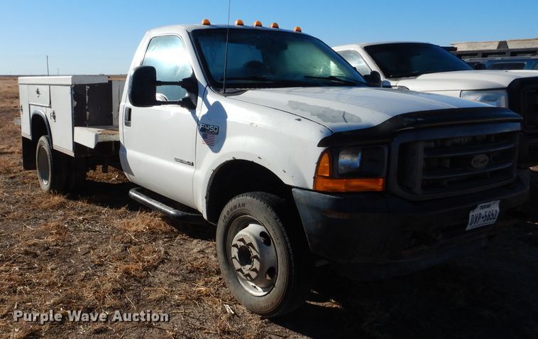 image for item DJ4923 Ford F450 Super Duty  utility / service truck