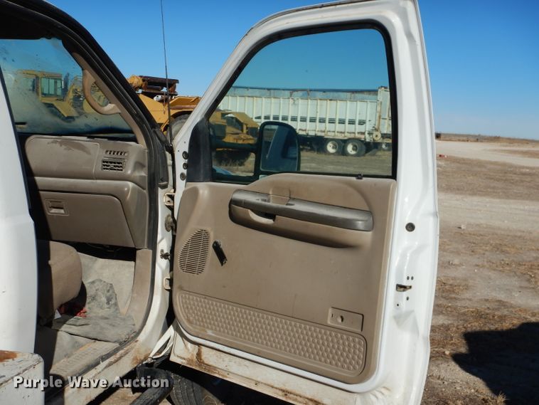 image for item DJ4923 Ford F450 Super Duty  utility / service truck