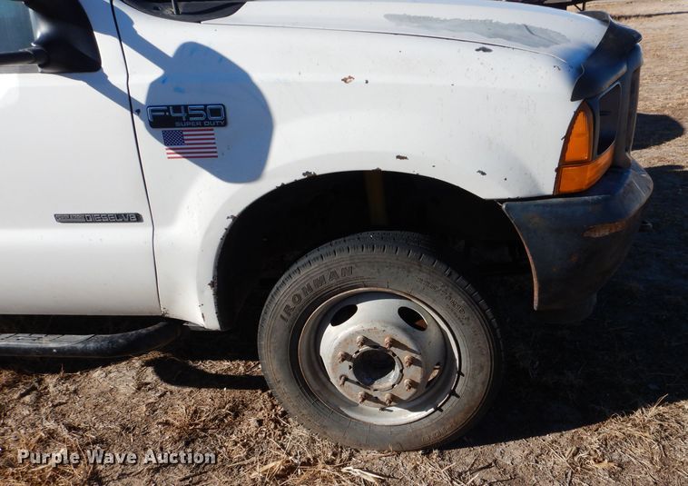 image for item DJ4923 Ford F450 Super Duty  utility / service truck