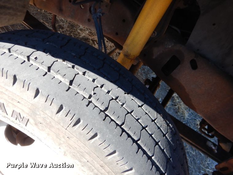 image for item DJ4923 Ford F450 Super Duty  utility / service truck