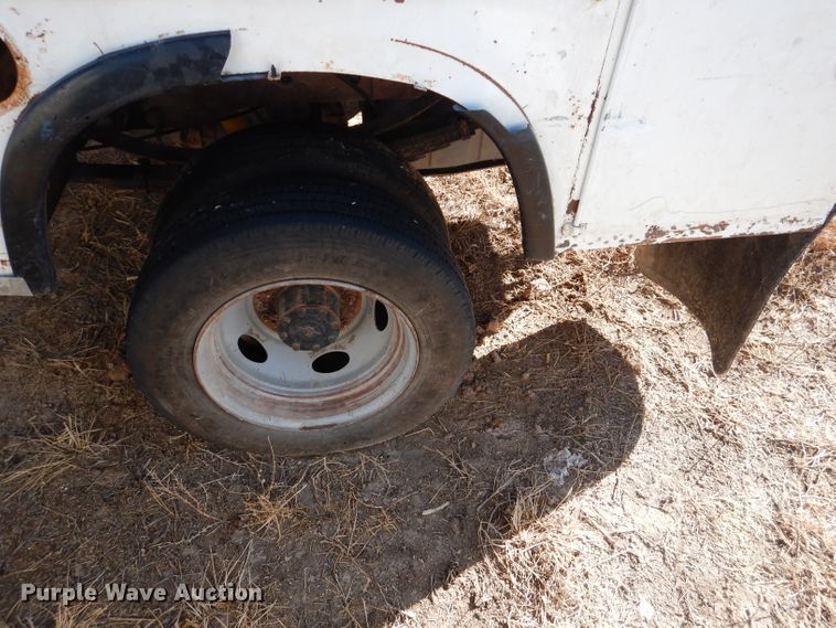 image for item DJ4923 Ford F450 Super Duty  utility / service truck