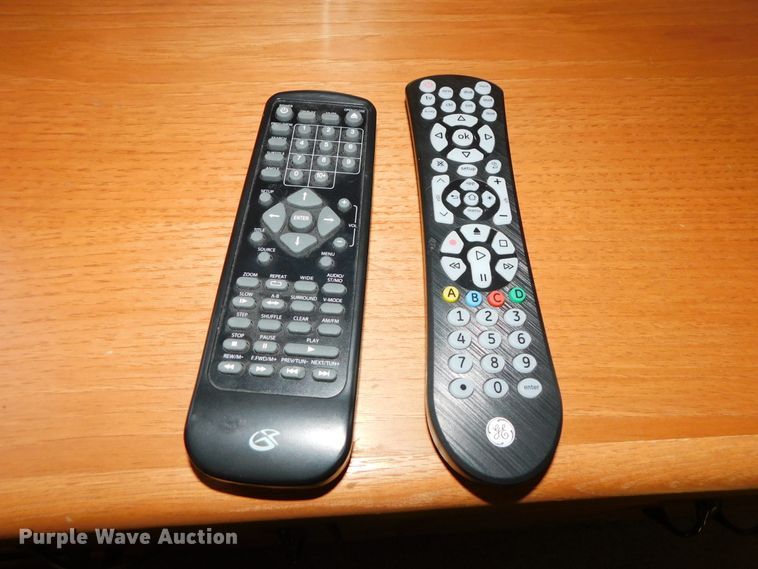 image for item DJ5998 2011 Excell D31RLE  camper