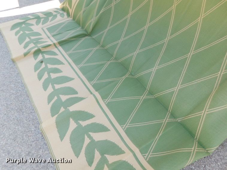 image for item DJ5998 2011 Excell D31RLE  camper