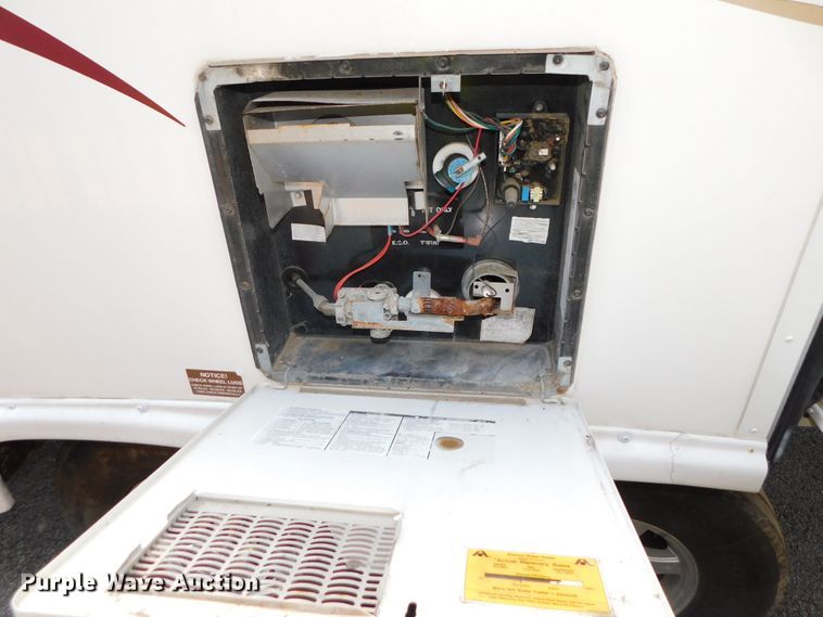 image for item DJ5998 2011 Excell D31RLE  camper