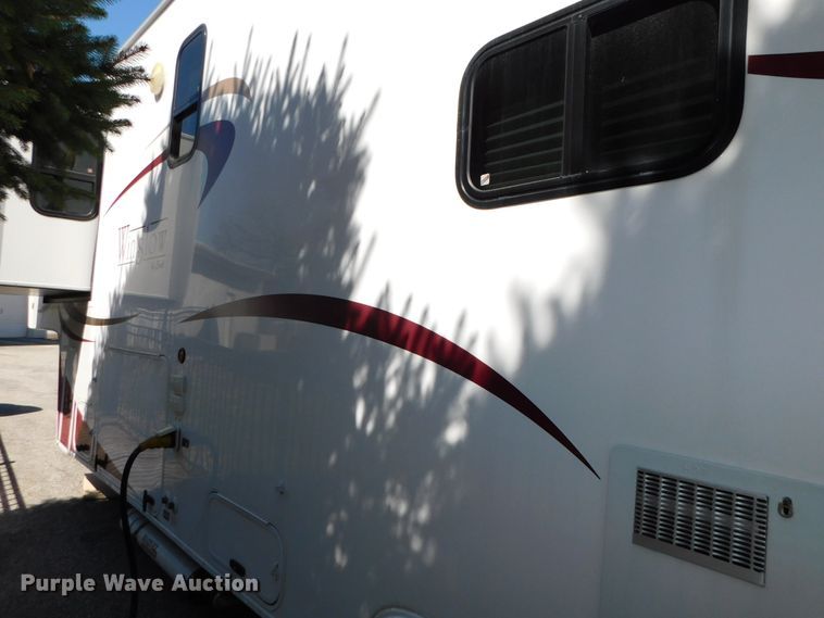 image for item DJ5998 2011 Excell D31RLE  camper