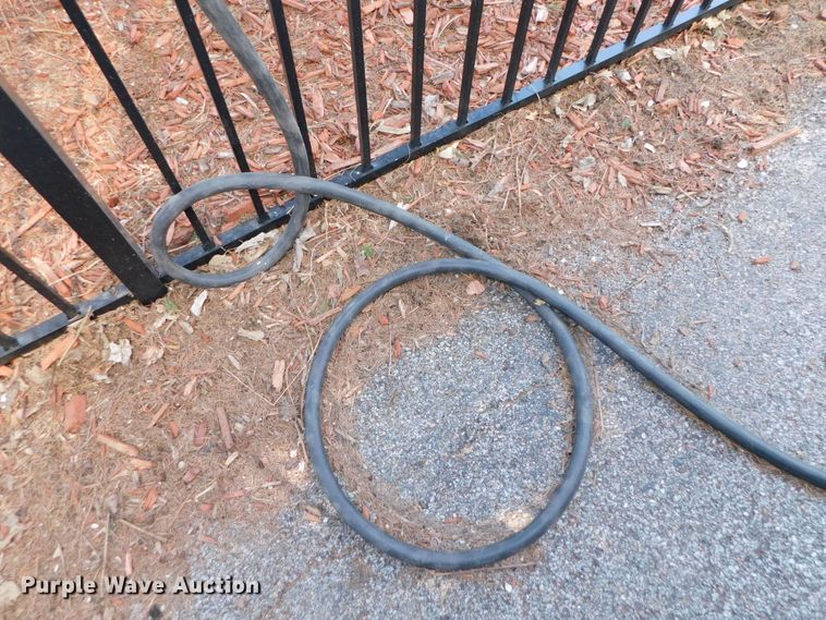 image for item DJ5998 2011 Excell D31RLE  camper