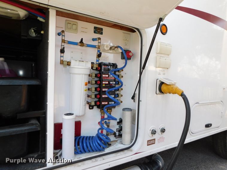 image for item DJ5998 2011 Excell D31RLE  camper